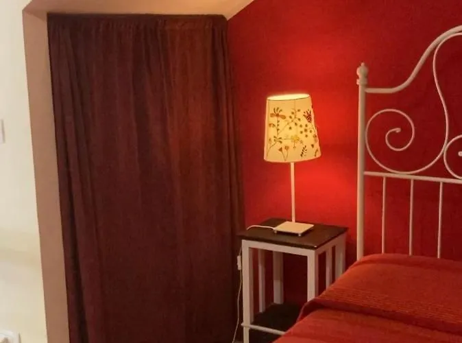 Stanza Sole Guest house Ragalna