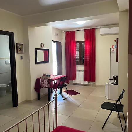 Stanza Sole 3* Ragalna